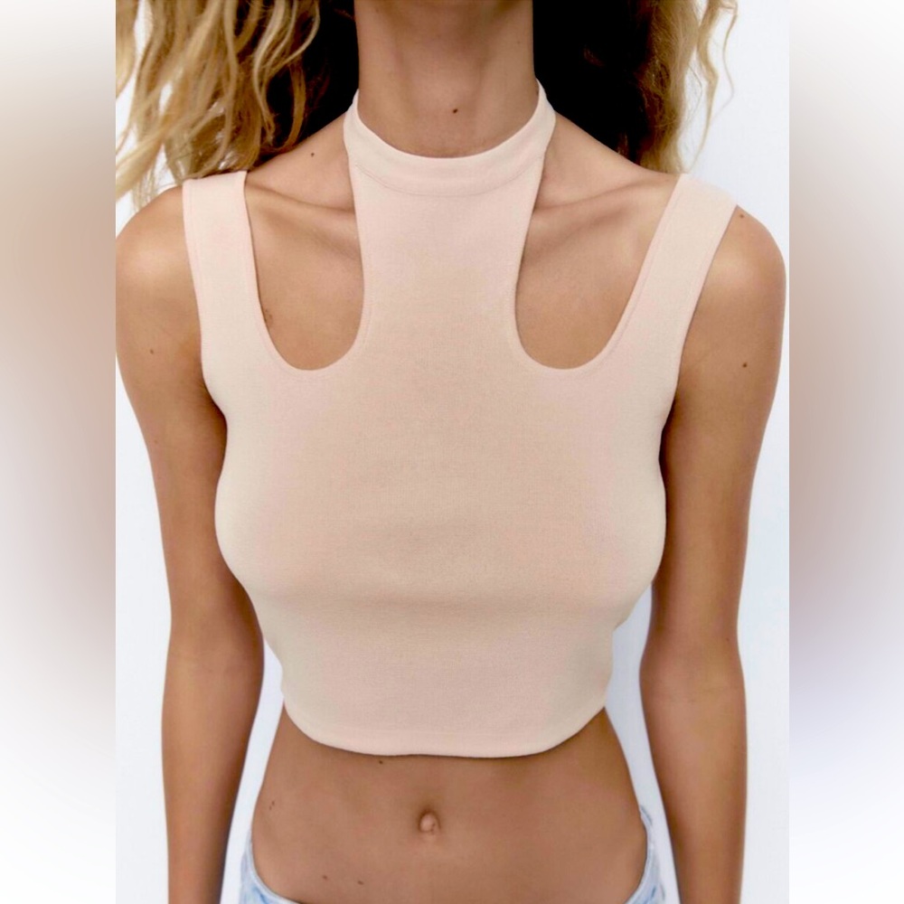 ZARA BEIGE CUTOUT CROP TOP